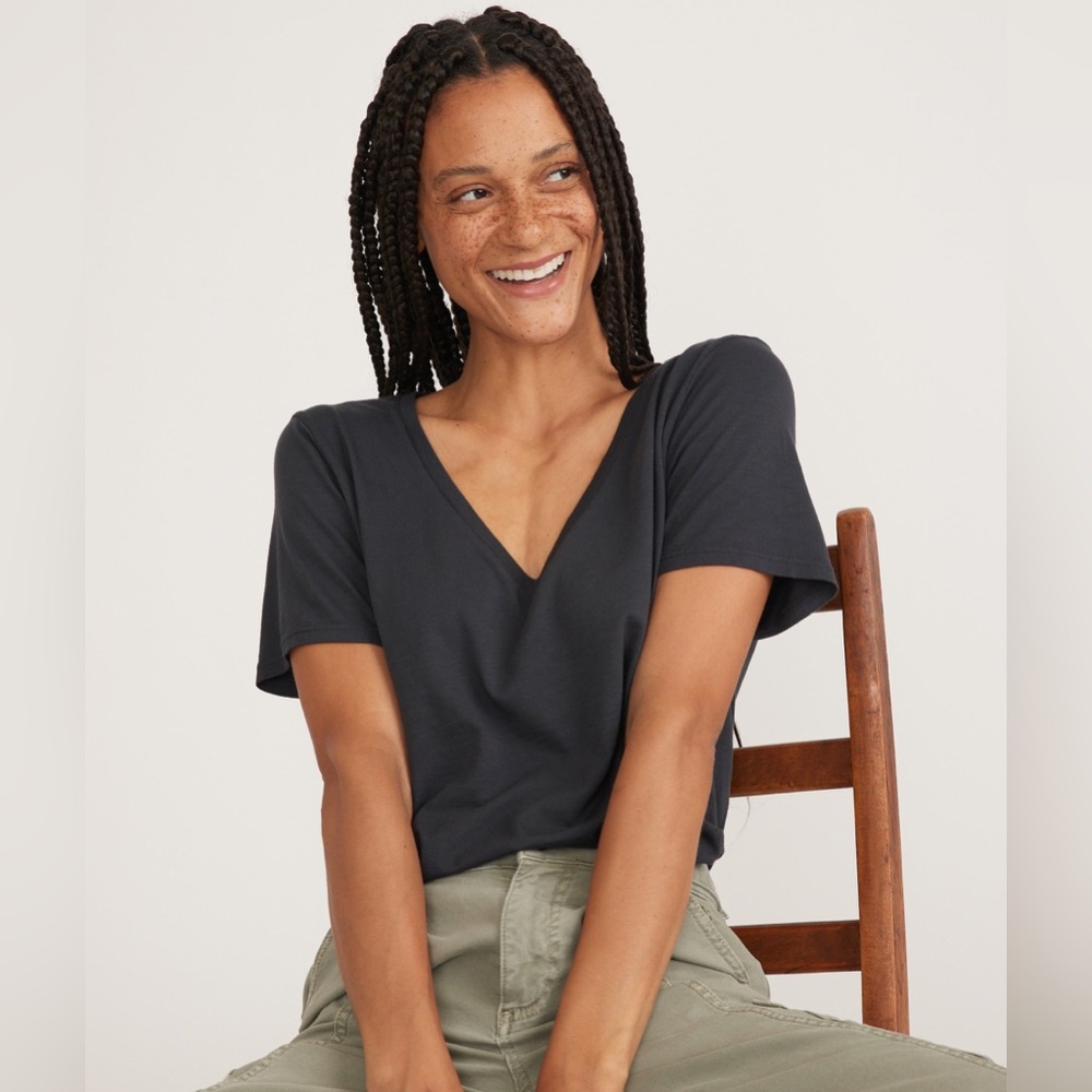 Marine Layer Boyfriend V-neck Tee (Faded Black)